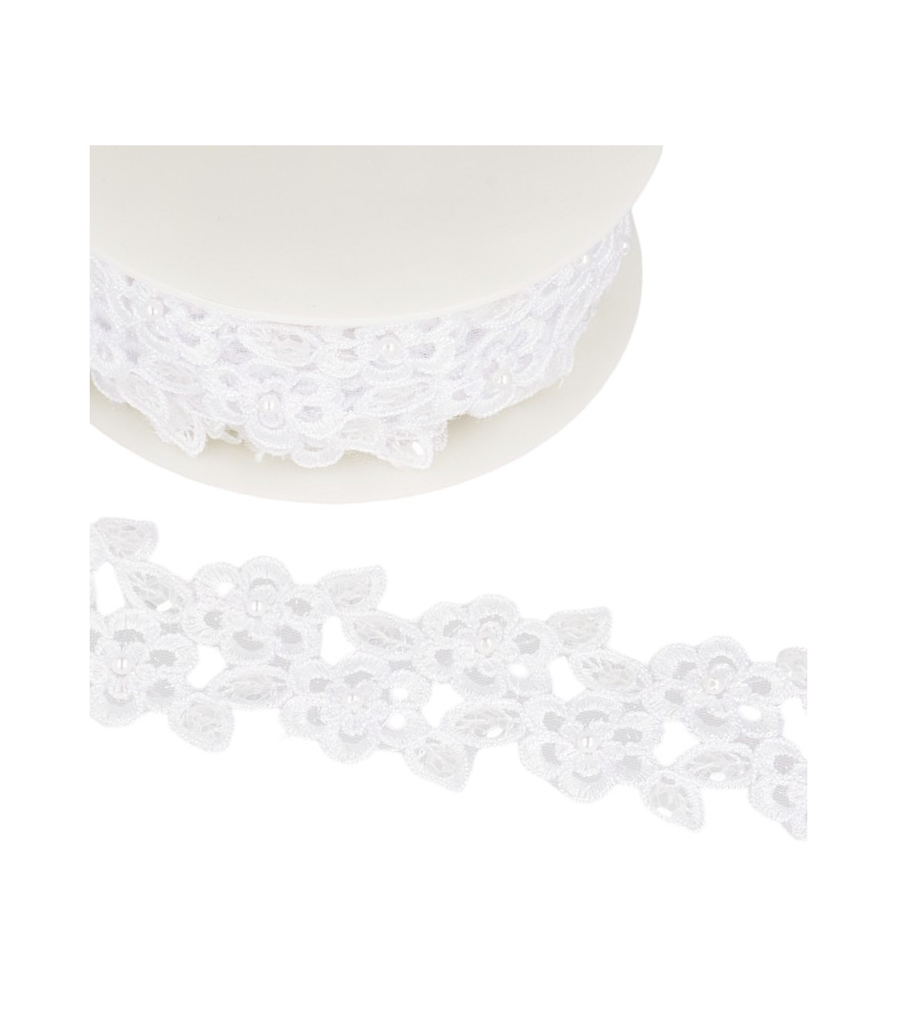 9m spool Pearl/sequin embroidery White 55 mm