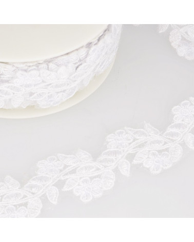 13.5m spool of shiny embroidery White 50 mm