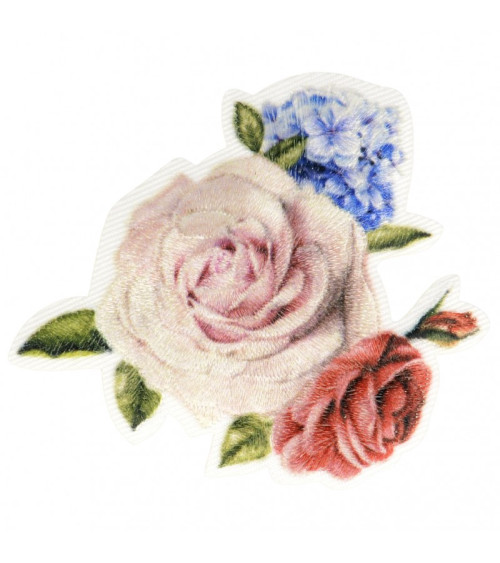 Lot de 3 écussons thermocollants bouquet de roses avec petites fleurs 5,5 cm x 6 cm