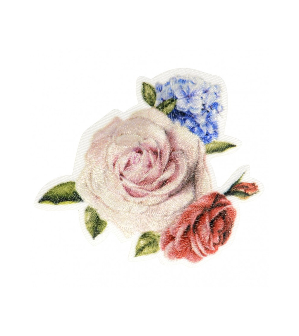 Lot de 3 écussons thermocollants bouquet de roses avec petites fleurs 5,5 cm x 6 cm