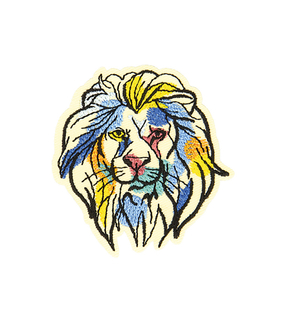 Iron-on badge in natural color lion 5.2cm x 5.5cm
