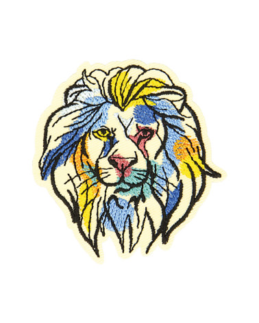 Iron-on badge in natural color lion 5.2cm x 5.5cm