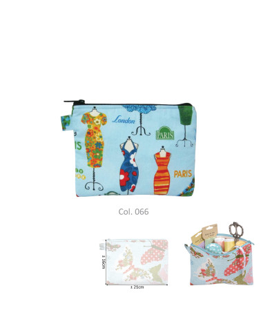 Makeup pouch 16cmx21cm blue mannequins