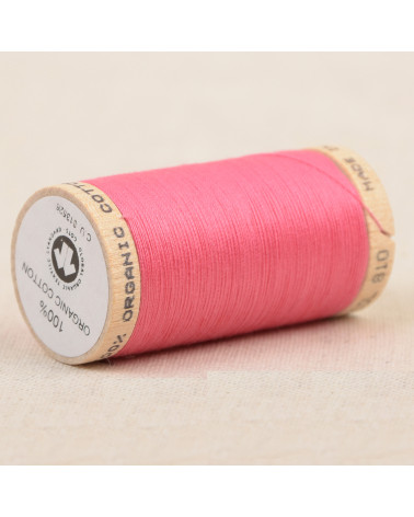 Spool of 100% organic cotton thread 275m candy pink
