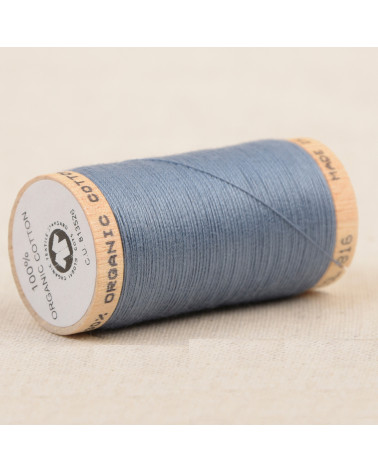 Spool of 100% organic cotton thread 275m mineral blue