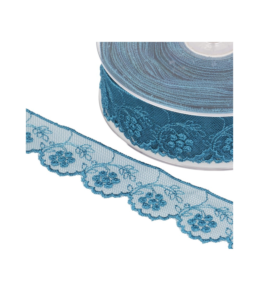 14 m Spule. Tüll mit bestickten entenblauen Blumen