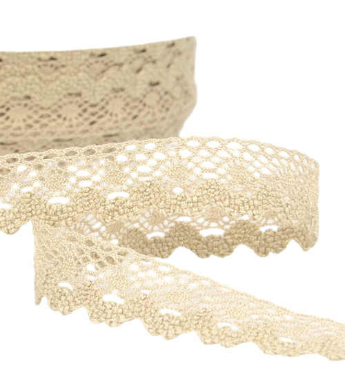 30m spool of cotton lace 13mm beige