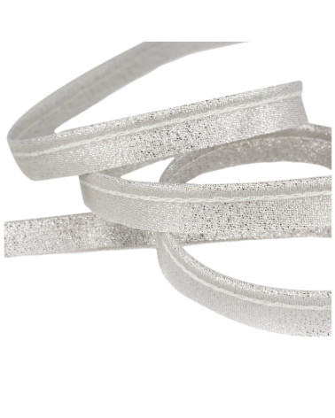 25-m-Rolle. Überstehendes Silbermetallic