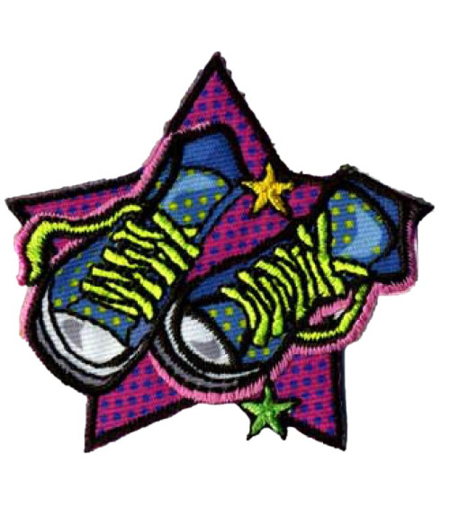 Stemma stella rosa Pop Art e scarpe da ginnastica
