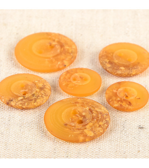 Round button 2 shavings holes 15mm mustard yellow