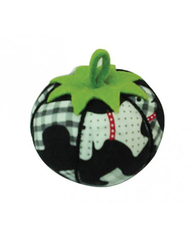 Pin holder tomatoes checkered print