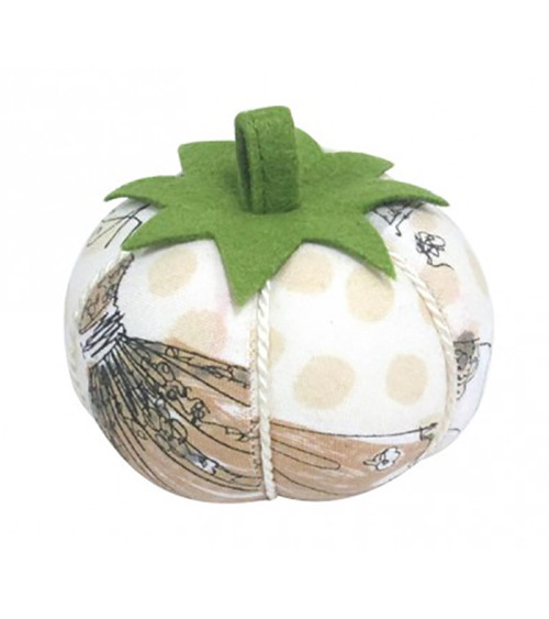 Tomatoes pin holder romantic dress