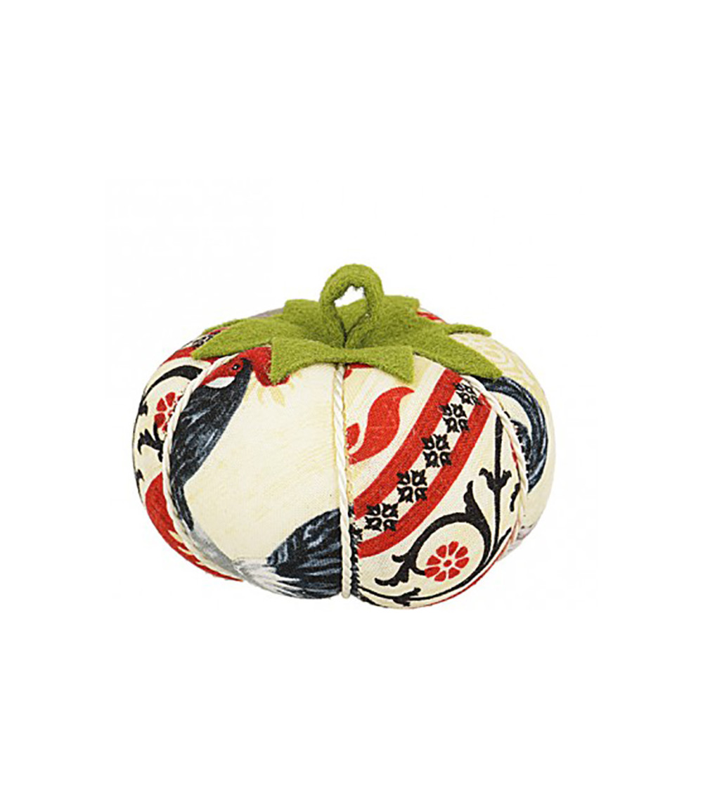 Rooster pin holder tomatoes