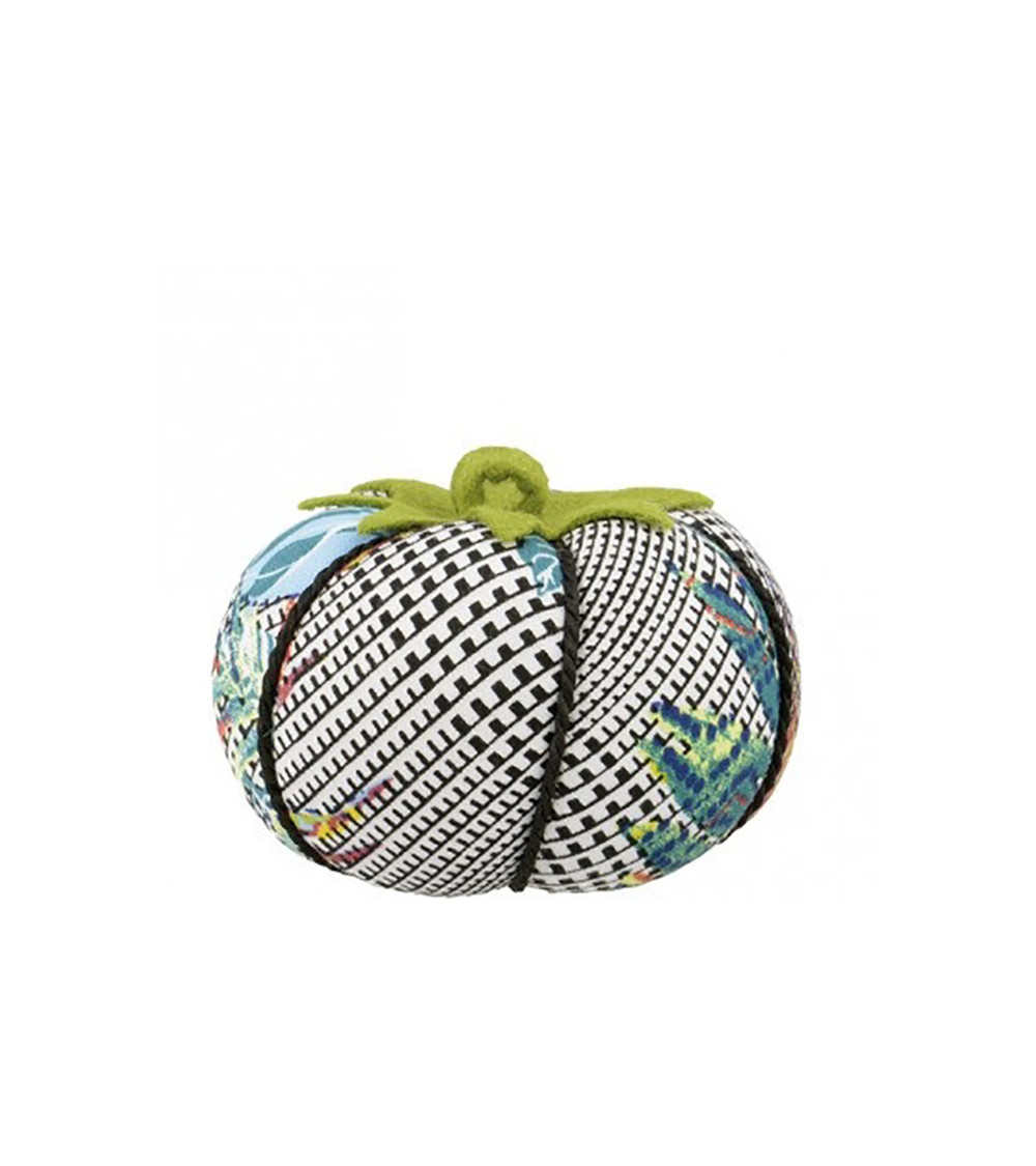 Tomato pin holder houndstooth blue tropics 6cm