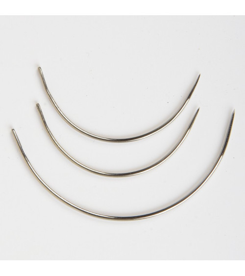 Set of 3 curved needles