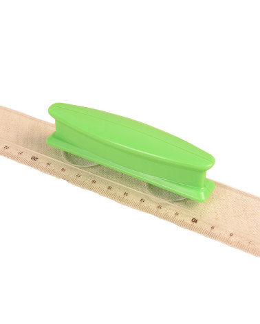 Suction cup handle for grass green ruler