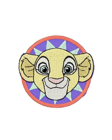 Toppa ricamata Il re leone Nala 6,5x6,5 cm