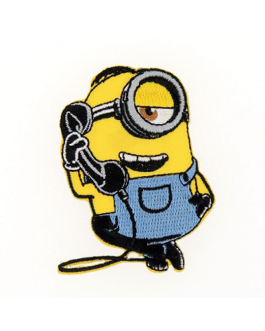 Ecusson broderie Minions Stuart au téléphone 4.5x6cm