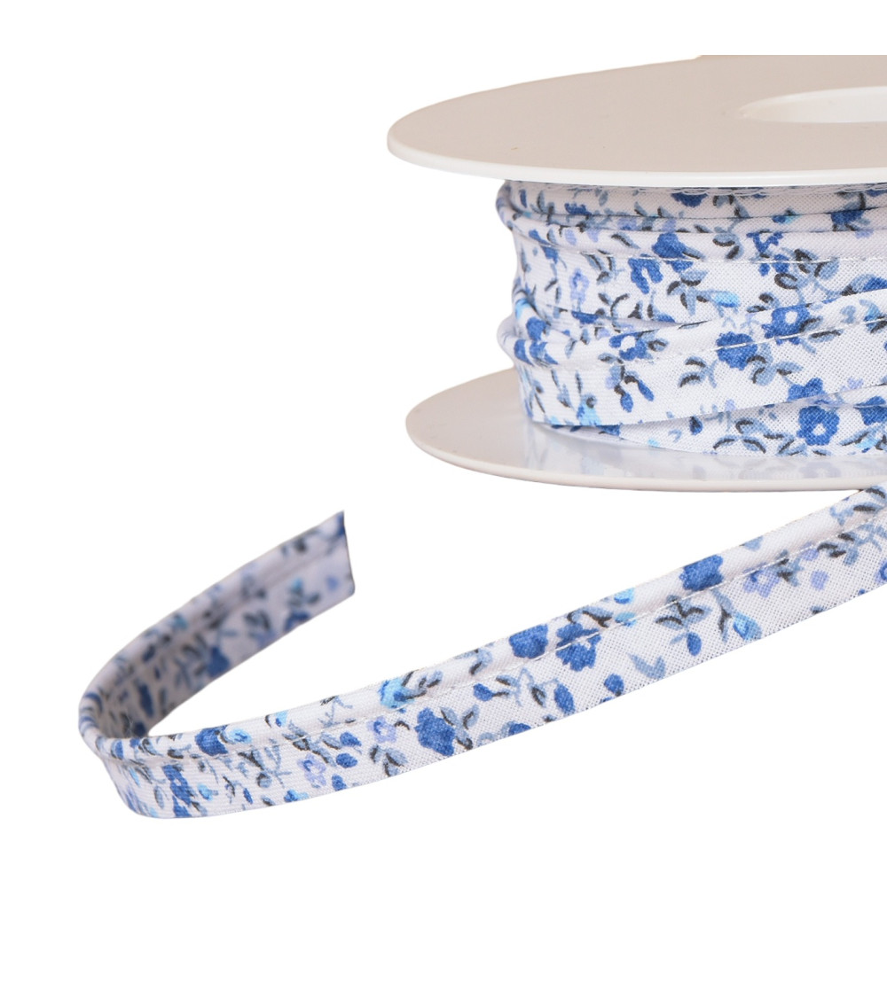 Piping small Liberty style flowers 10mm light blue by the meter