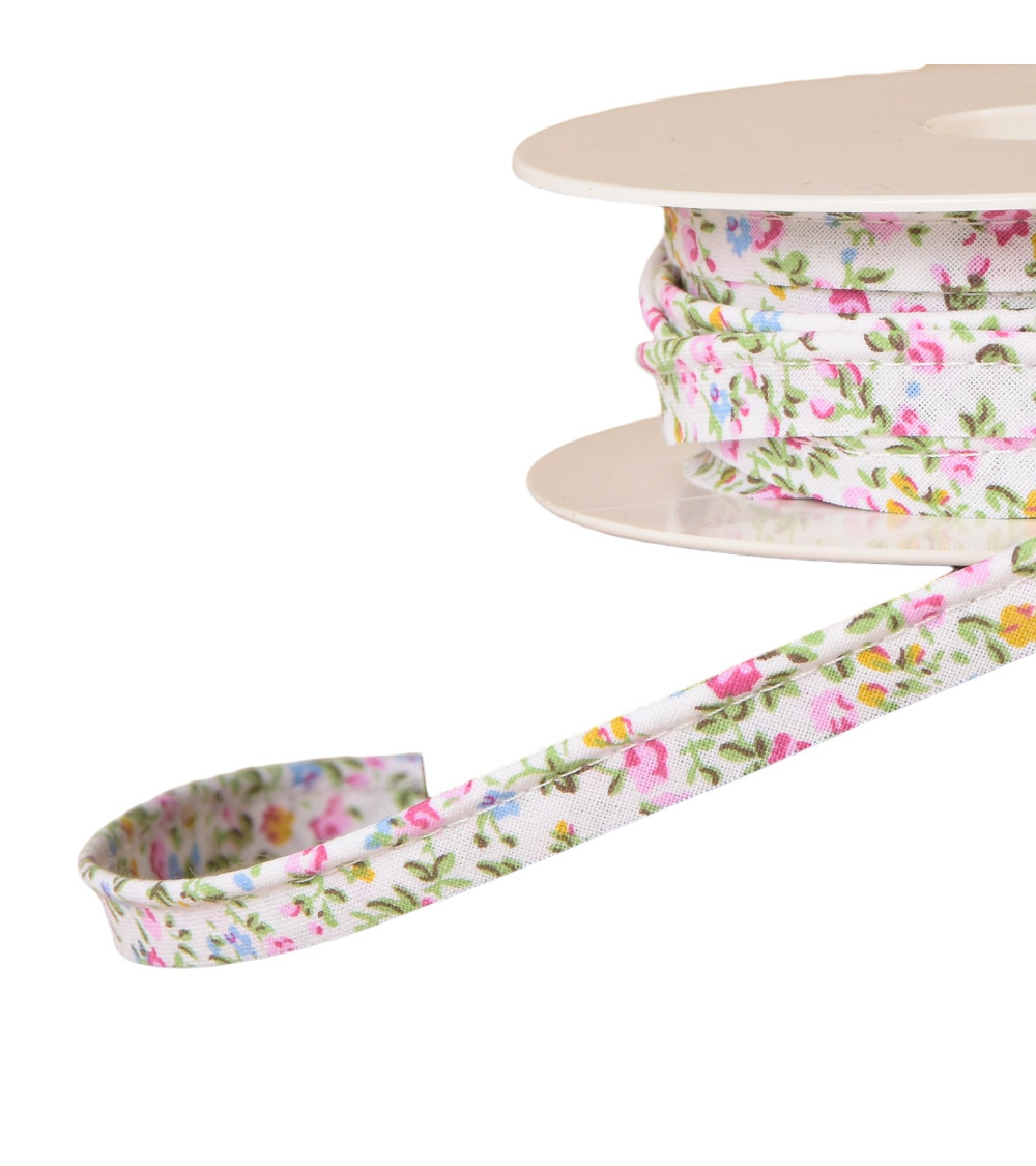 Piping small Liberty style flowers 10mm light pink per meter