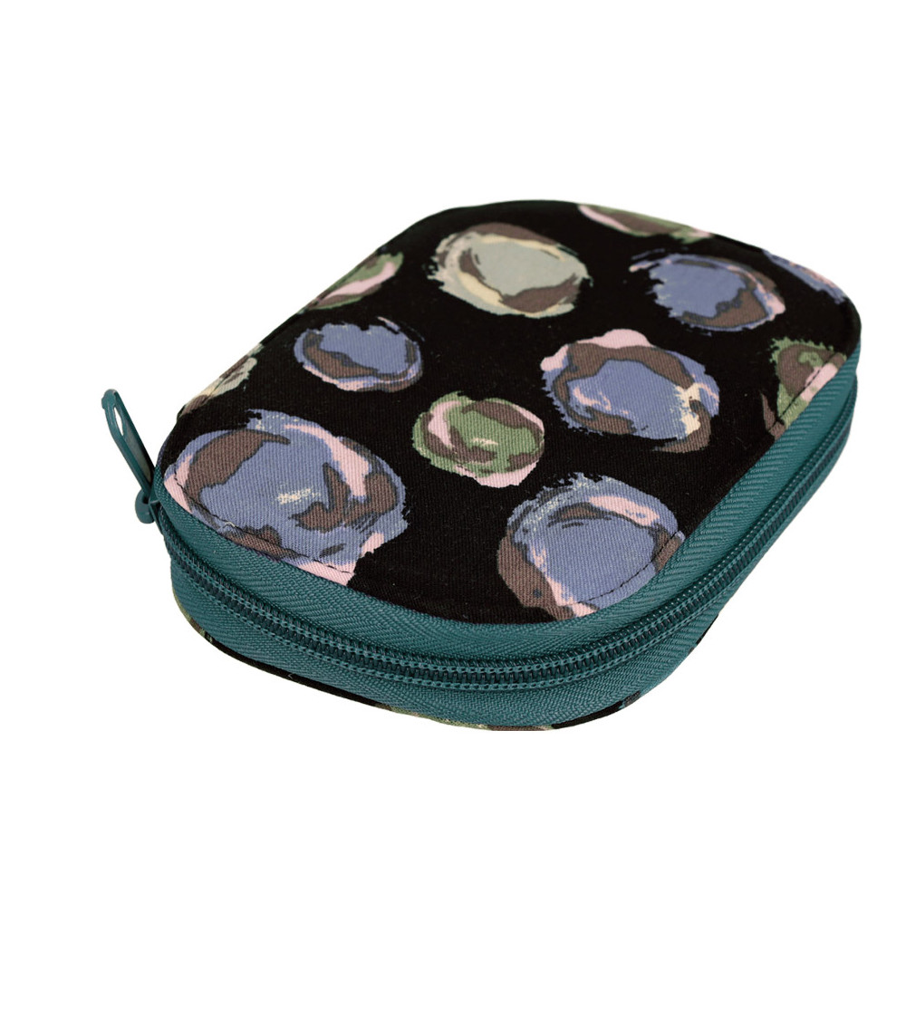 Sewing pouch 14x9cm blue green bubbles black background