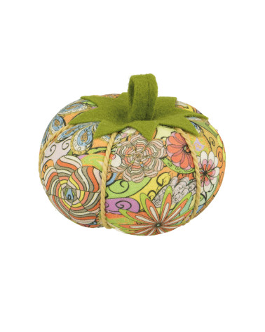 Tomato pin holder 8cm bouquet of pastel flowers