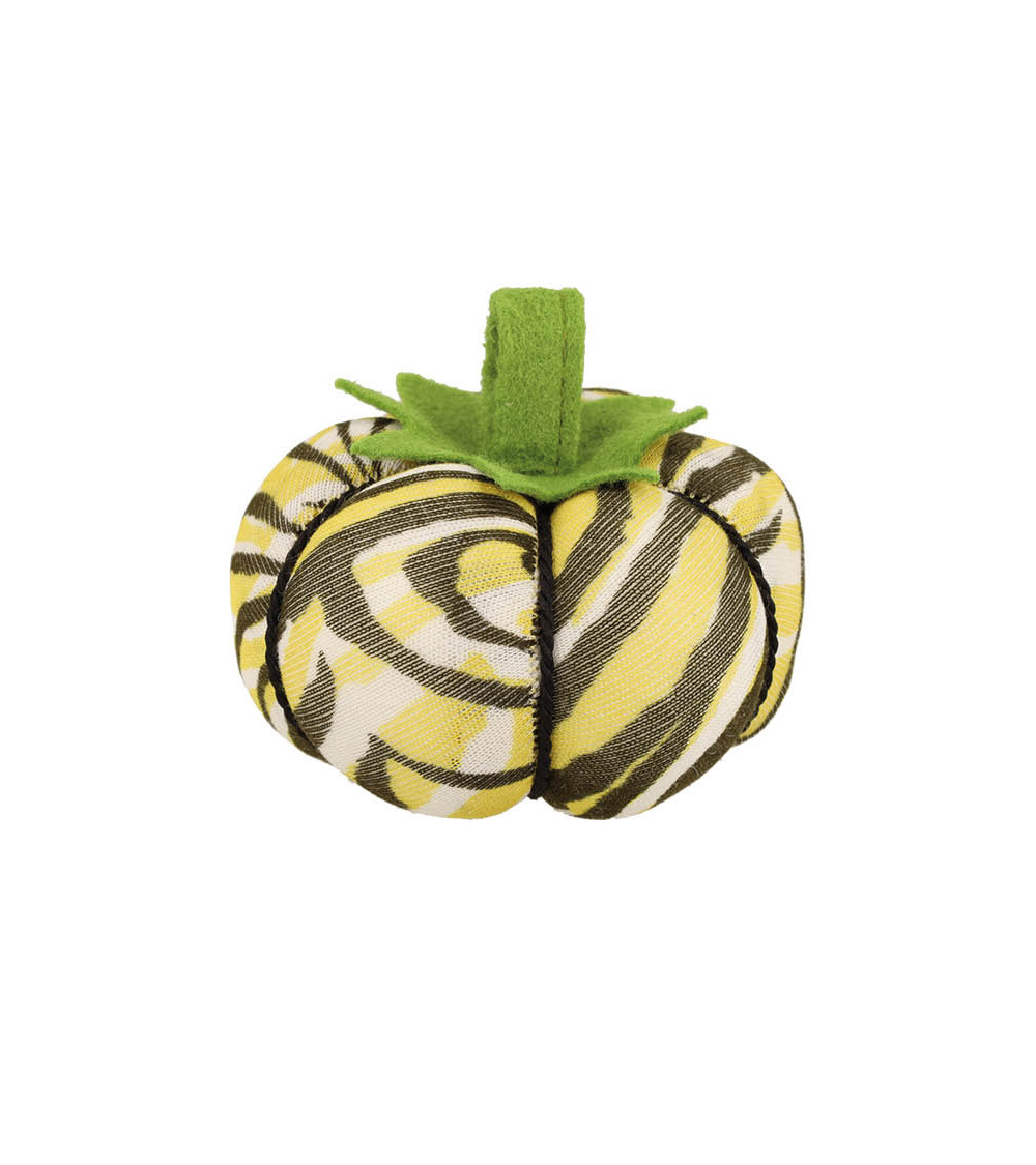 8cm zebra pin tomato