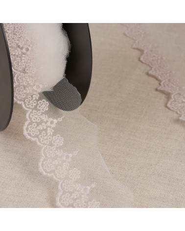 Bobina da 14,6 m in tulle ricamato fiori rosa antico 45 mm prodotto in Europa