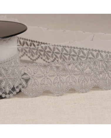 Bobina da 14,6 m in tulle ricamato fiori rosetta grigio medio 55 mm prodotto in Europa