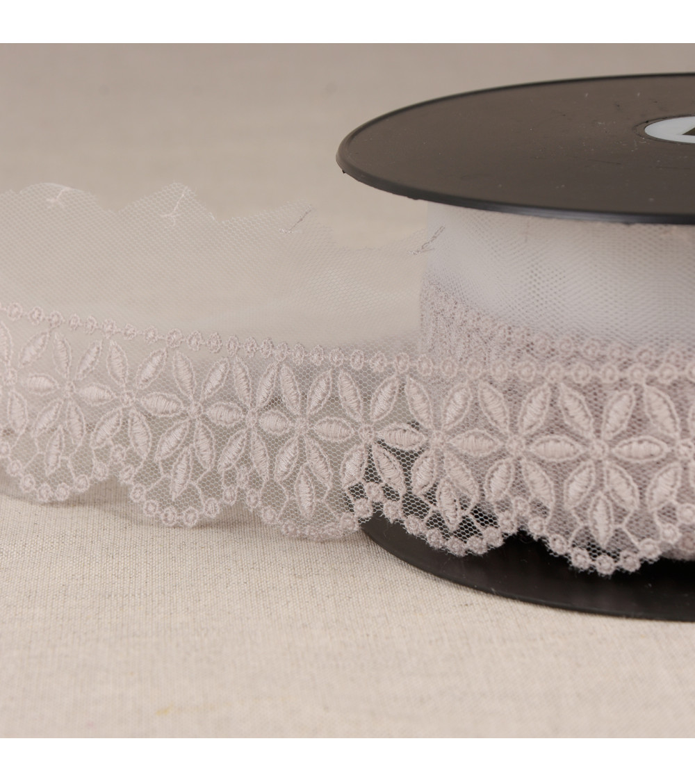 Spool 14.6m tulle embroidered flowers rosette old pink 55mm made in Europe