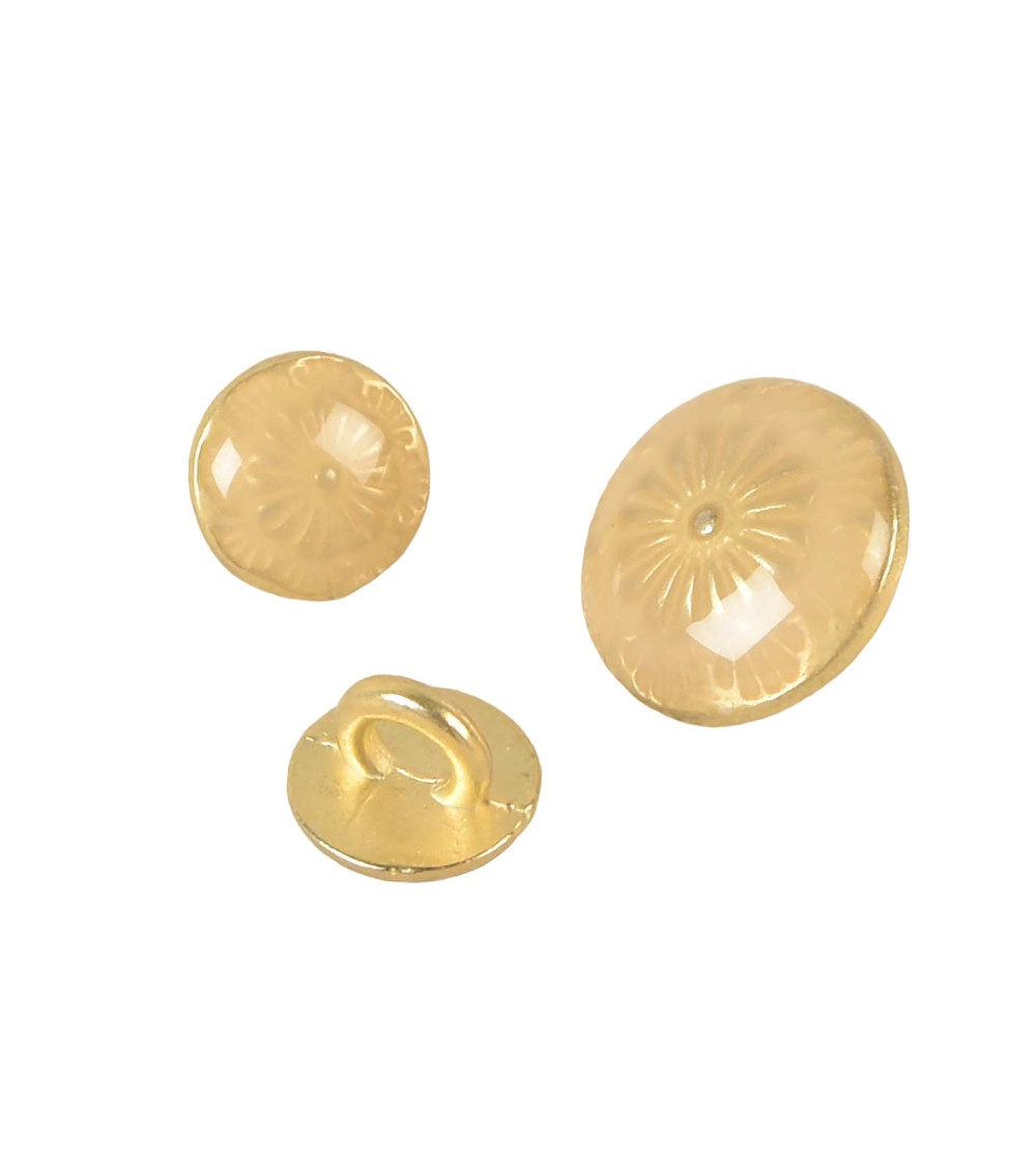 Stone beige lacquered metal button