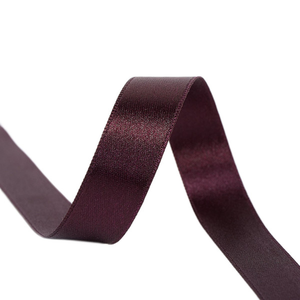 Bobine 40m ruban satin double face fabriqué en France violet -   - Vente en ligne d'articles de mercerie