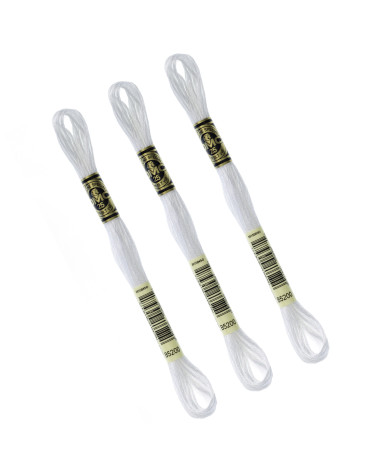 Set mit 3 Strängen 8 m DMC Mouliné-Stickgarn 117, 100 % Baumwolle, leuchtend weiß, 5200