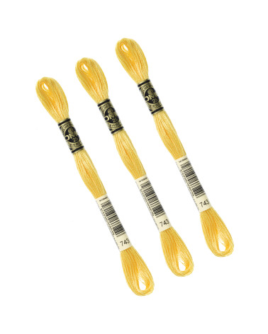 Set mit 3 Strängen 8 m DMC Mouliné-Stickgarn 117, 100 % Baumwolle, Gelb 743