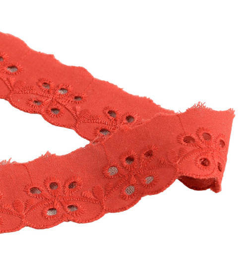 14.6m spool of hermès red scalloped flower embroidery 30mm