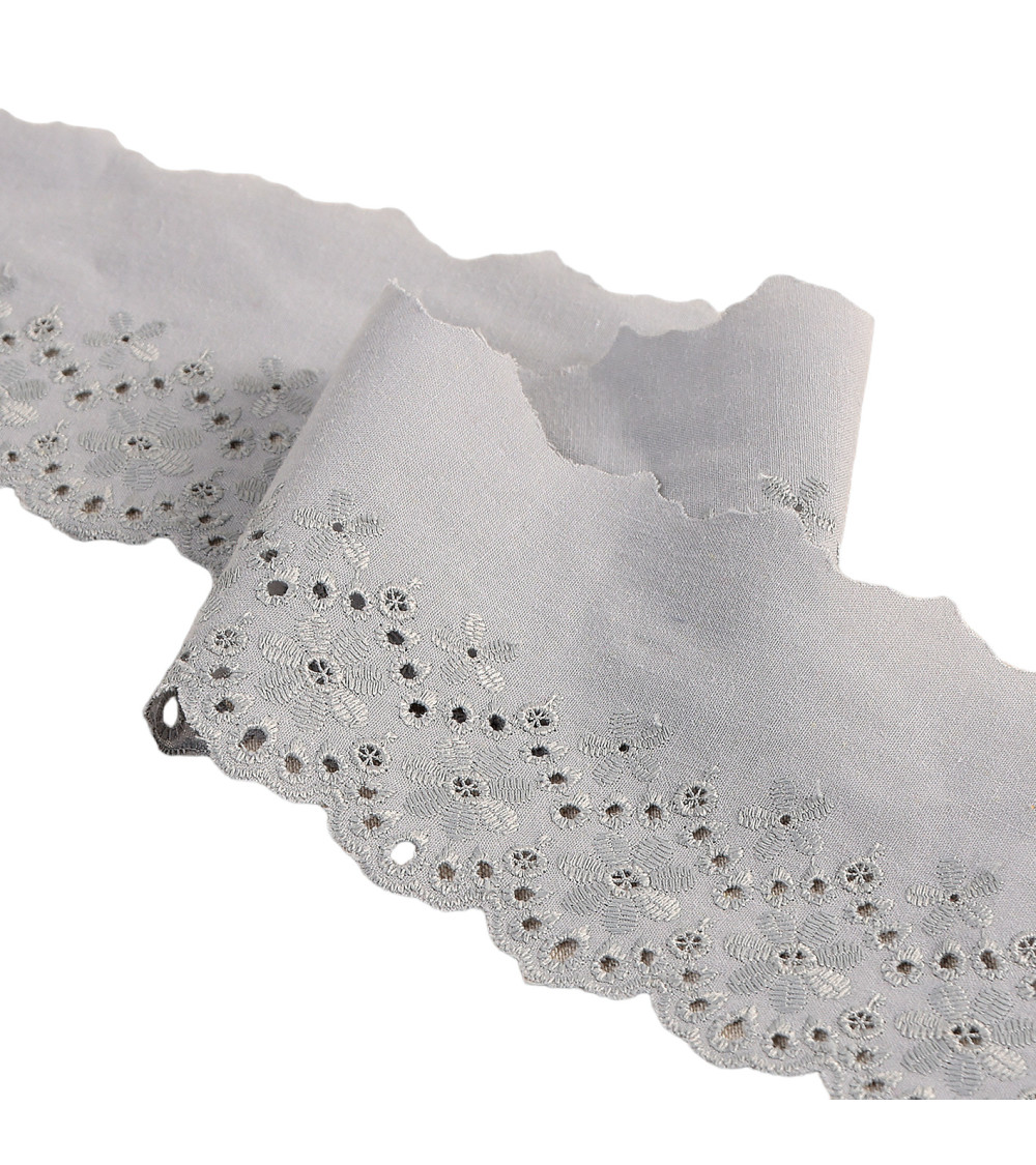 Medium gray scalloped flower embroidery 80mm per meter