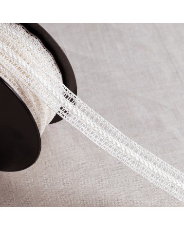 30m bobbin of lace between two ecru crosspieces 30mm made in Europe