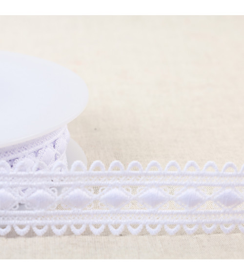 13.5m spool guipure diamonds 30mm white