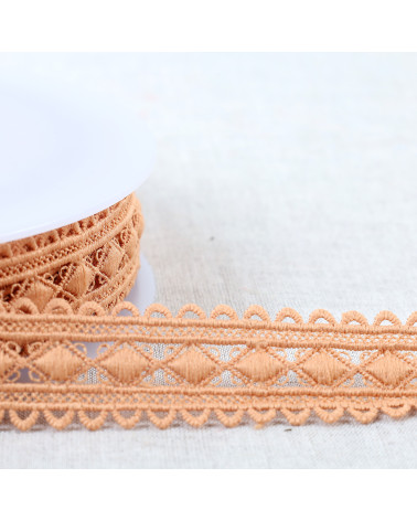 13,5 m Spule, Guipure-Diamanten, 30 mm, dunkelbeige