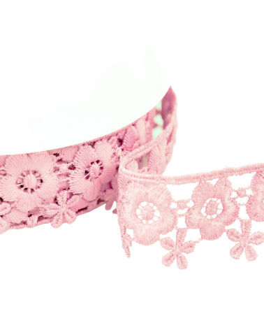Bobine 13,5m guipure fleurs 35mm rose fuchsia