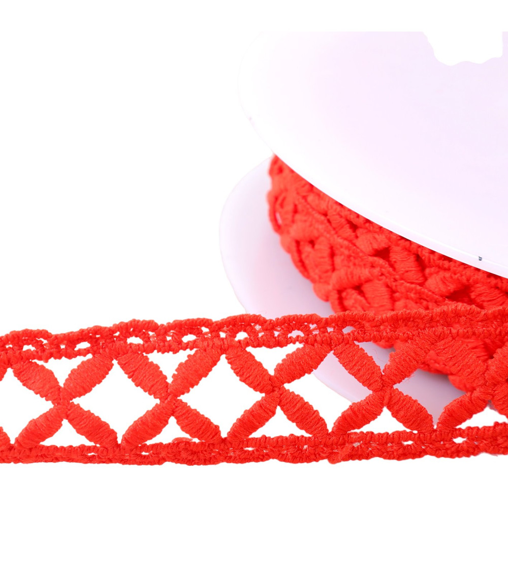 Guipure latticework 30mm red by the meter