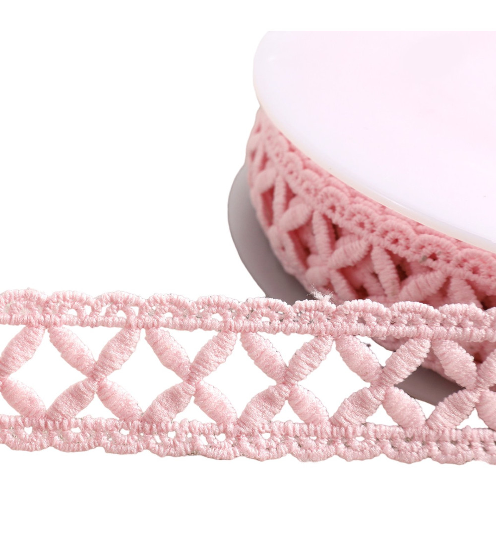 13.5m spool guipure latticework 30mm fuchsia pink