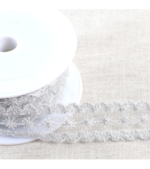 Metallic embroidery on 28mm silver tulle per meter
