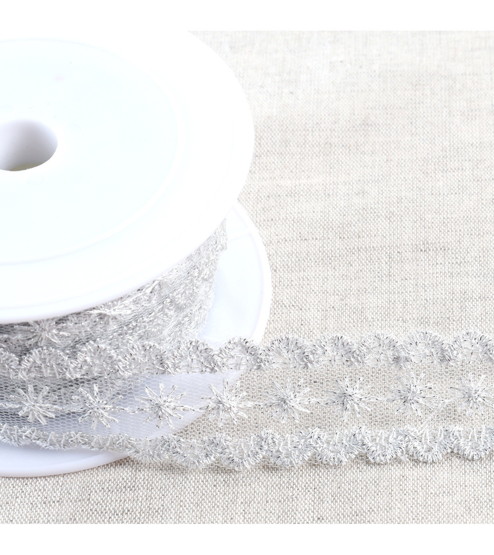 Metallic embroidery on 28mm silver tulle per meter