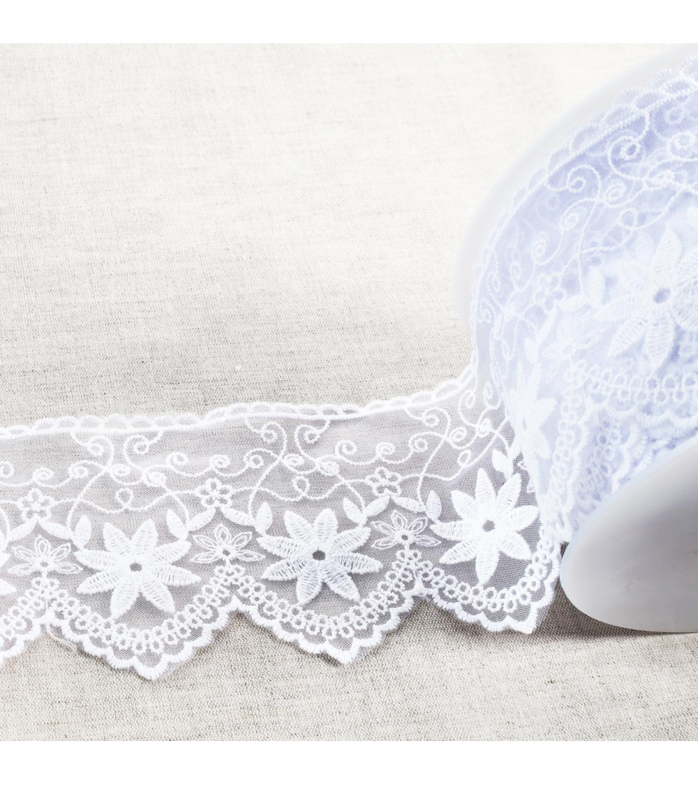 Matte edelweiss embroidered tulle 85mm white per meter