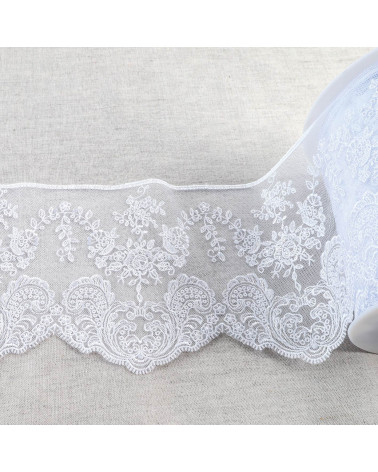 Spool 18m embroidered tulle scalloped flowers shiny 143mm white