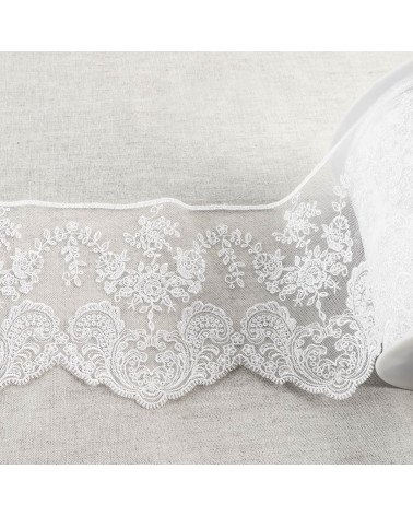 Spool 18m tulle embroidered shiny scalloped flowers 143mm ecru