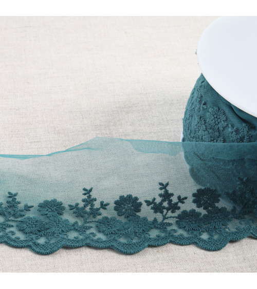 Spool 18m tulle embroidered bouquet of flowers matte 95mm duck blue