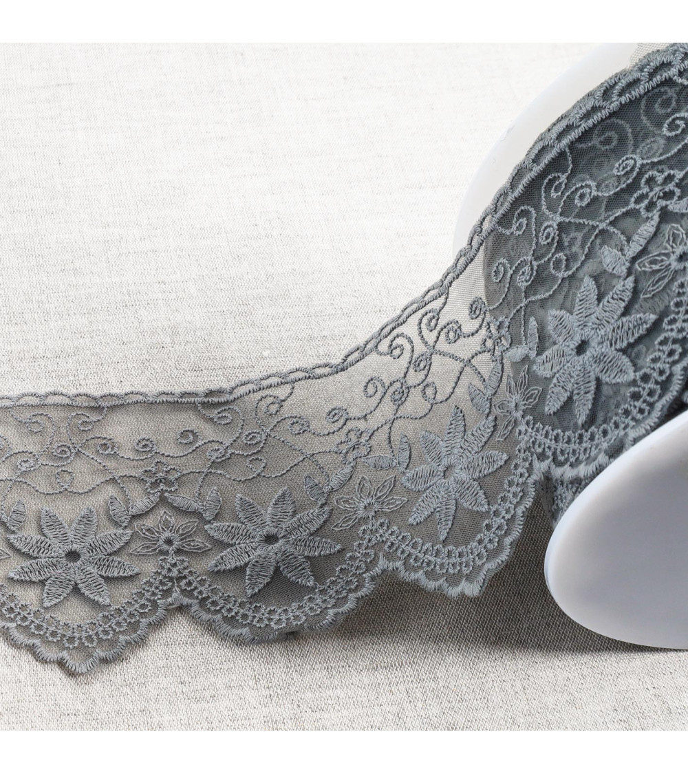 Spool 18m embroidered tulle matte edelweiss 85mm medium gray