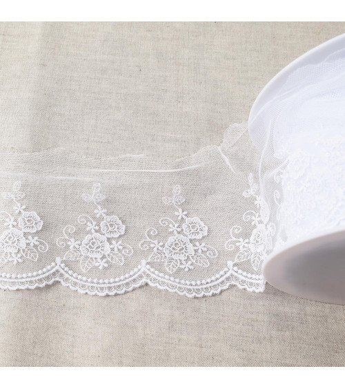 Spool 18m tulle embroidered scalloped flowers shiny tulle embroidered scalloped flowers shiny white 92mm
